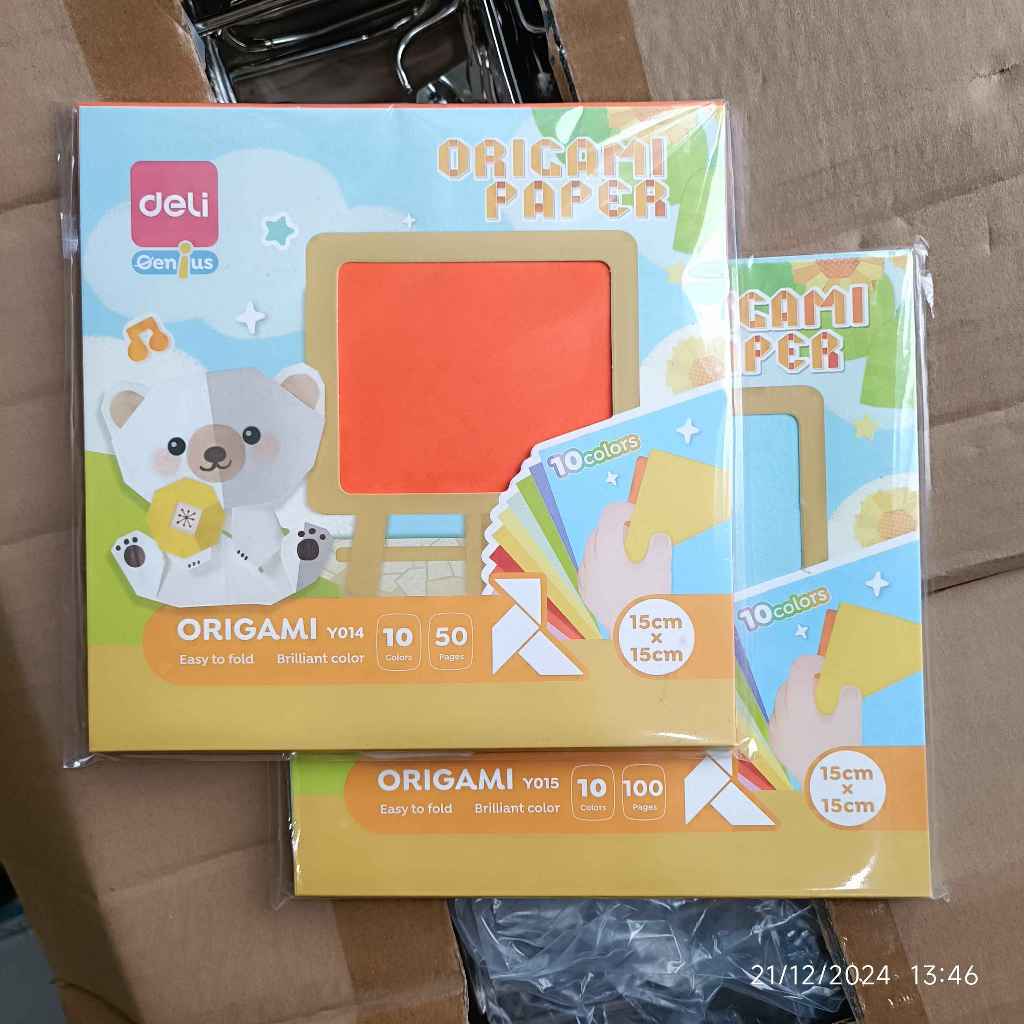 Giấy màu – giấy thủ công Deli EY014, EY015, EY016, EY017 – 15cm x 15cm ( 10 màu )