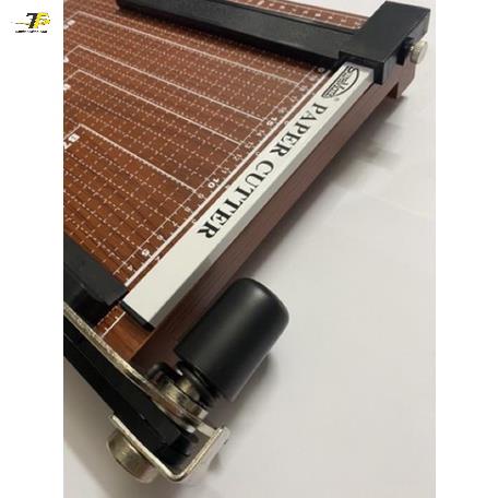 Bàn cắt giấy A4 Suremark SQ-2103