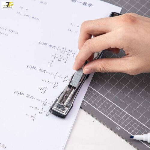 Dập ghim / Kim Bấm số 10 Deli – Dùng cho dập ghim cỡ 10 – 1000 cái/hộp – Combo 5 hộp – E0010N