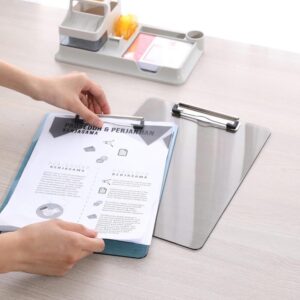 Trình ký nhựa trong cao cấp A4 - Deli 9256