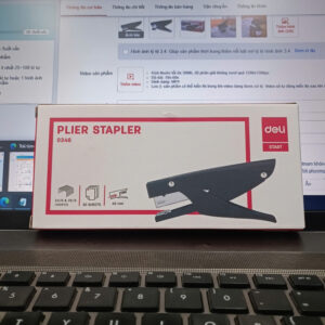 Dập ghim / Bấm kim cầm tay số 12 – 20 tờ Deli 346 (E0346)