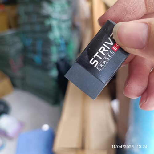 Gôm tẩy Thiên Long E-011 đen – STRIVE Earse