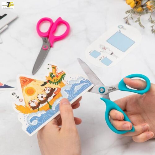 Kéo học sinh Deli – Explora Hồng/Xanh dương – 1 chiếc – E77755