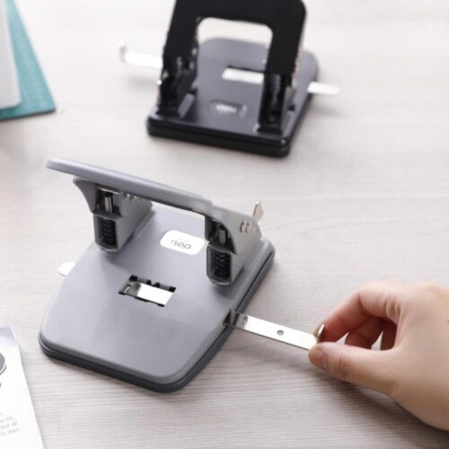 Máy Bấm - Đục Lỗ DELI 0117 (35 TỜ) Máy Bấm - Đục Lỗ DELI 0117 (35 TỜ)