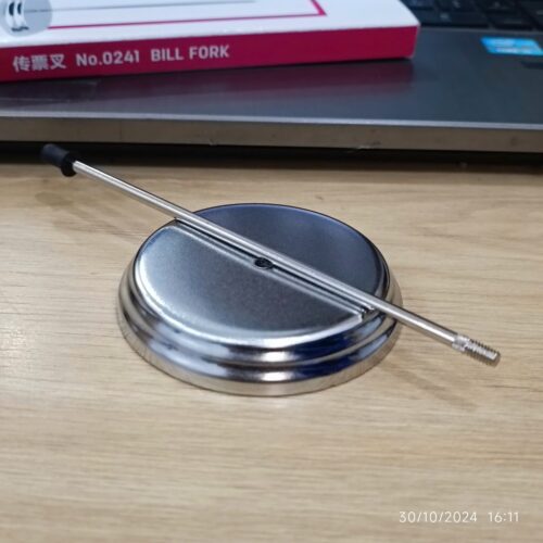 Ghim hóa đơn làm bằng kim loại Deli 0241