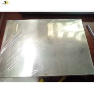 Bìa kiếng A4 không hạt – Xấp 100 tờ